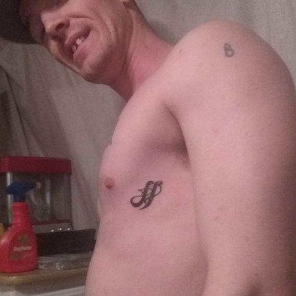 Meet your Posher, Dillon - Picture 1 of 1